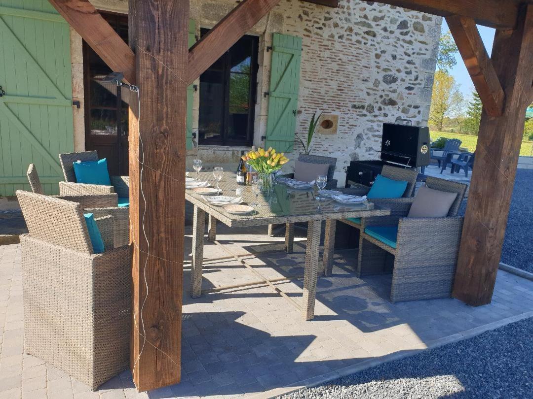La Maison Du Lac Lavaud Saint-Quentin-sur-Charente Luaran gambar