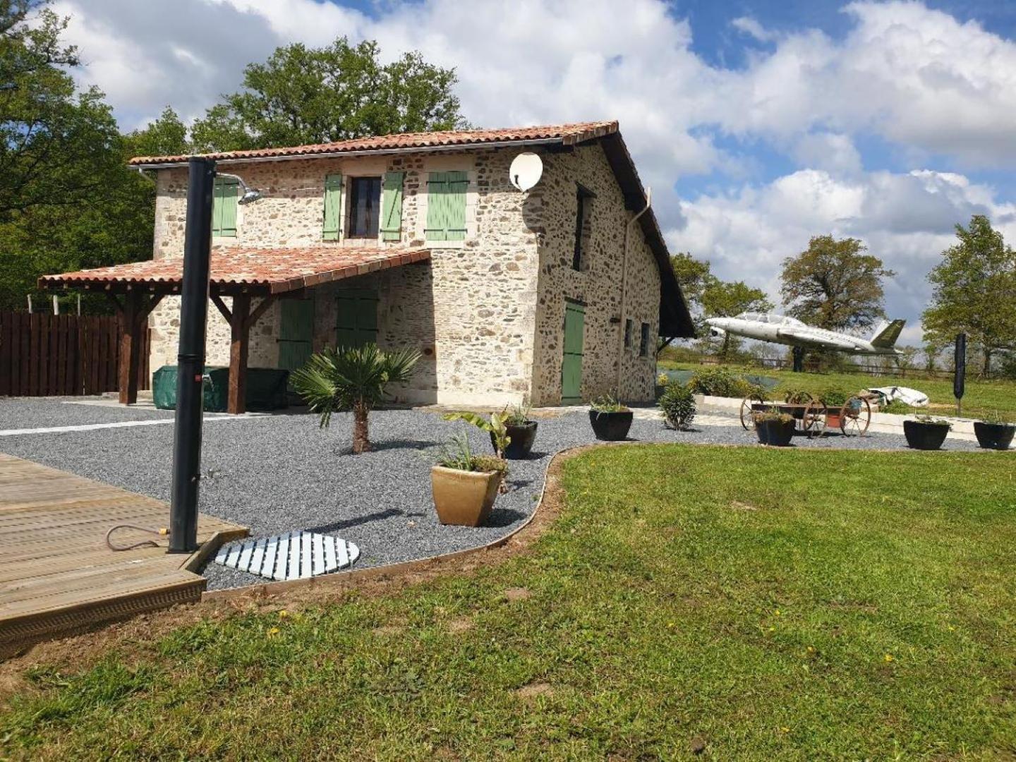 La Maison Du Lac Lavaud Saint-Quentin-sur-Charente Luaran gambar
