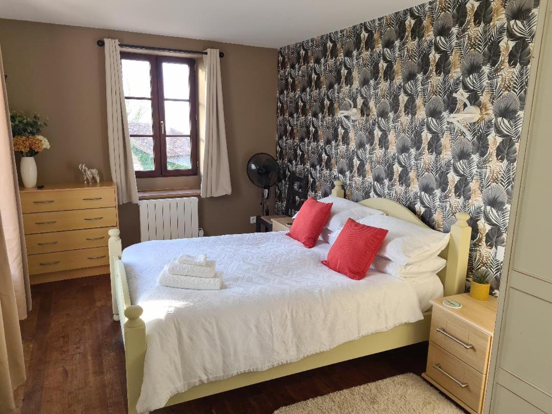 La Maison Du Lac Lavaud Saint-Quentin-sur-Charente Luaran gambar
