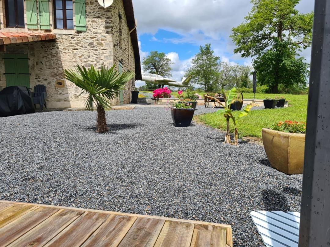 La Maison Du Lac Lavaud Saint-Quentin-sur-Charente Luaran gambar